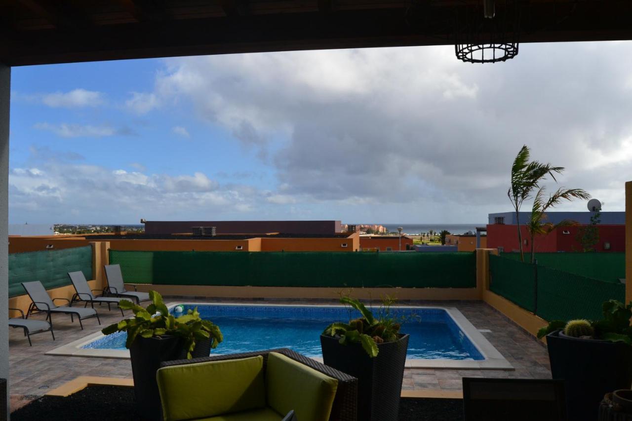 Golf Las Salinas Villa Carlotta With Private Heated Pool With Additional Cost Caleta De Fuste Bagian luar foto